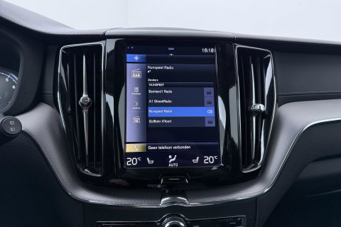 Volvo XC60 2.0 B5 Inscription | 360-camera | Trekhaak | BLIS | Leder