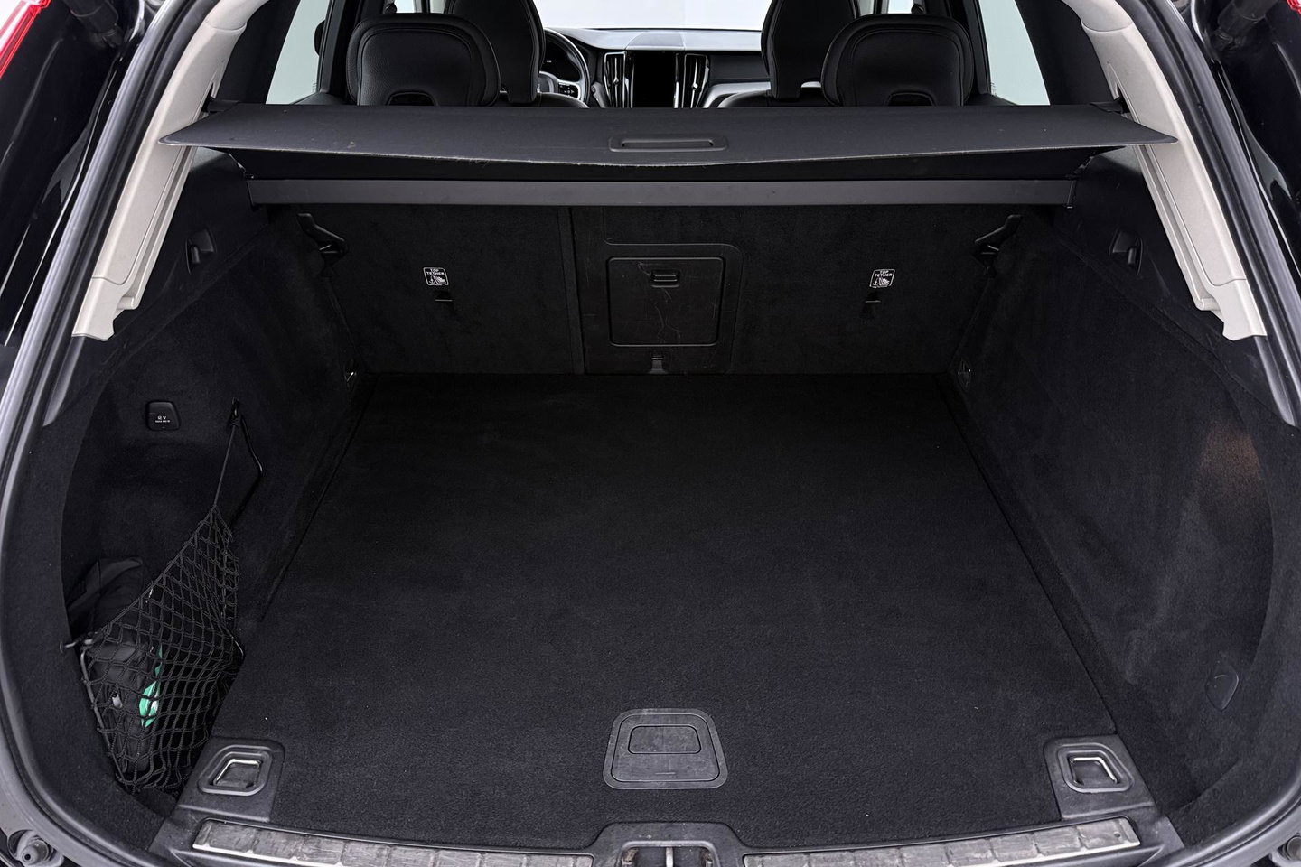 Volvo XC60 2.0 B5 Inscription | 360-camera | Trekhaak | BLIS | Leder