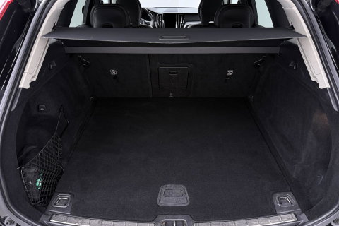 Volvo XC60 2.0 B5 Inscription | 360-camera | Trekhaak | BLIS | Leder