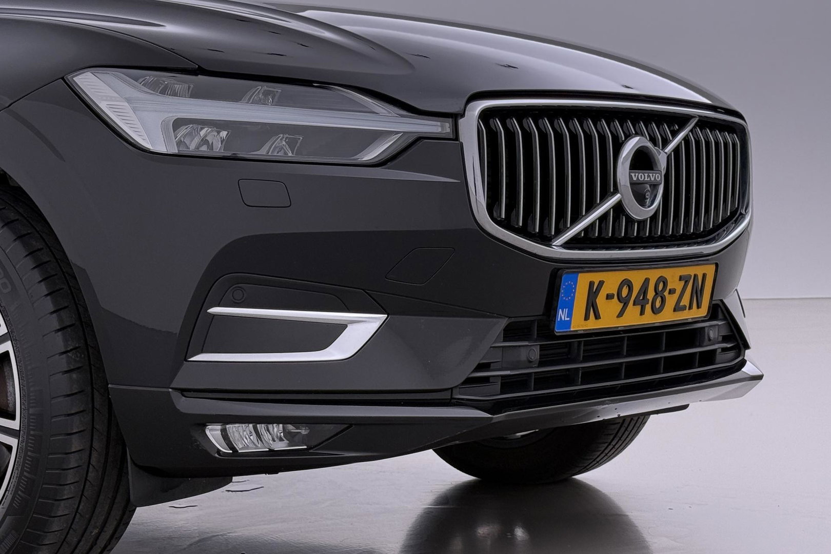 Volvo XC60 2.0 B5 Inscription | 360-camera | Trekhaak | BLIS | Leder