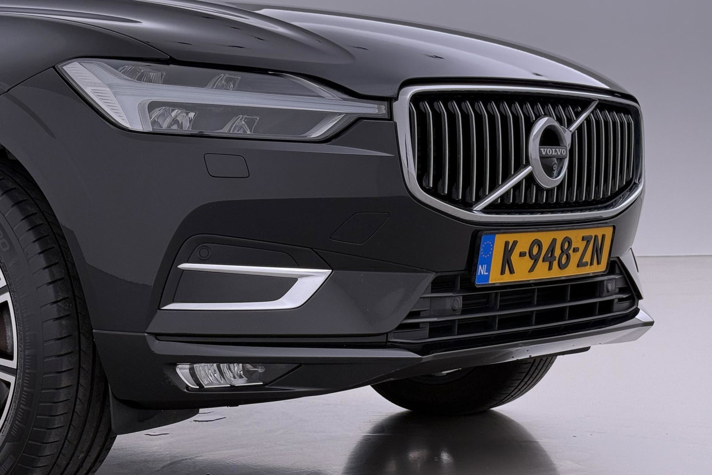 Volvo XC60 2.0 B5 Inscription | 360-camera | Trekhaak | BLIS | Leder