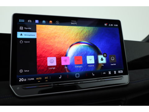 Volkswagen Tiguan 1.5 eHybrid R-Line Edition | Rijklaar! | Pano | Adapt. Cruise | CarPlay | HUD | IQ. Light | 360cam | Stoelverw. + Massage |