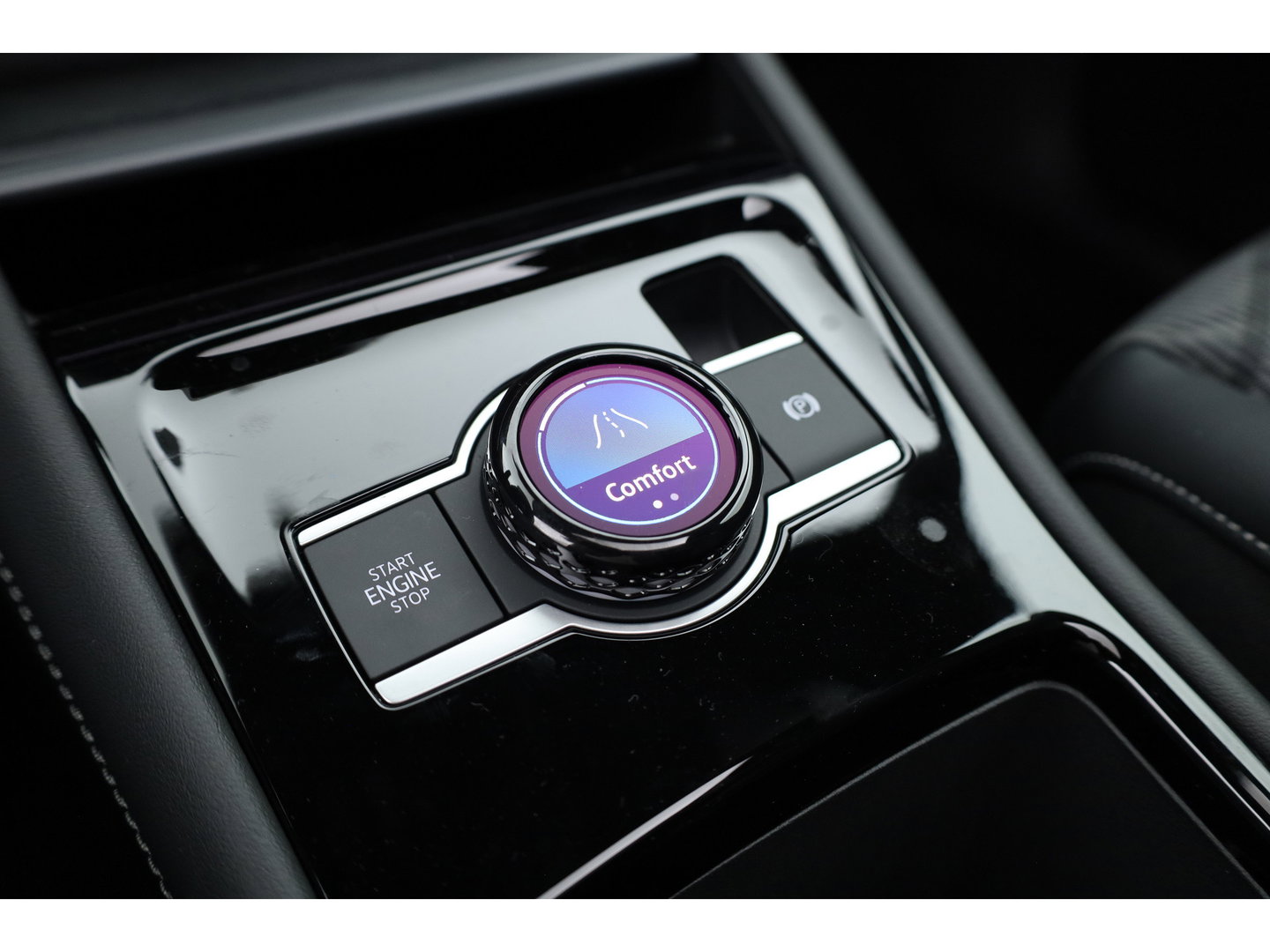 Volkswagen Tiguan 1.5 eHybrid R-Line Edition | Rijklaar! | Pano | Adapt. Cruise | CarPlay | HUD | IQ. Light | 360cam | Stoelverw. + Massage |