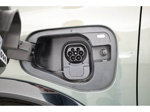Volkswagen Tiguan 1.5 eHybrid R-Line Edition | Rijklaar! | Pano | Adapt. Cruise | CarPlay | HUD | IQ. Light | 360cam | Stoelverw. + Massage |