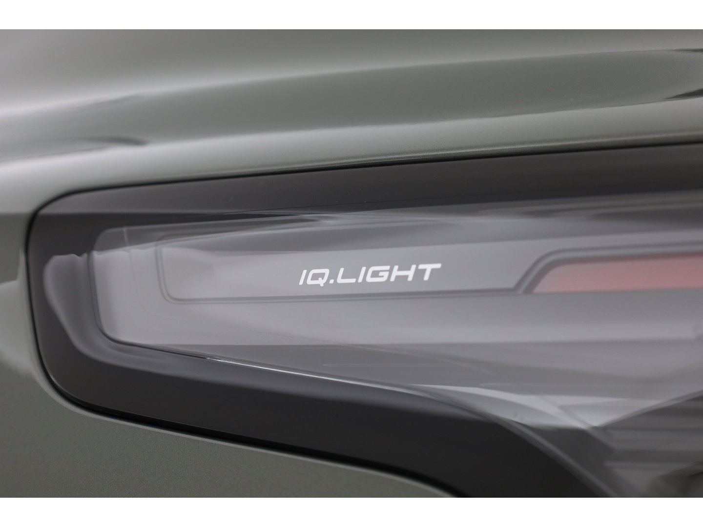 Volkswagen Tiguan 1.5 eHybrid R-Line Edition | Rijklaar! | Pano | Adapt. Cruise | CarPlay | HUD | IQ. Light | 360cam | Stoelverw. + Massage |