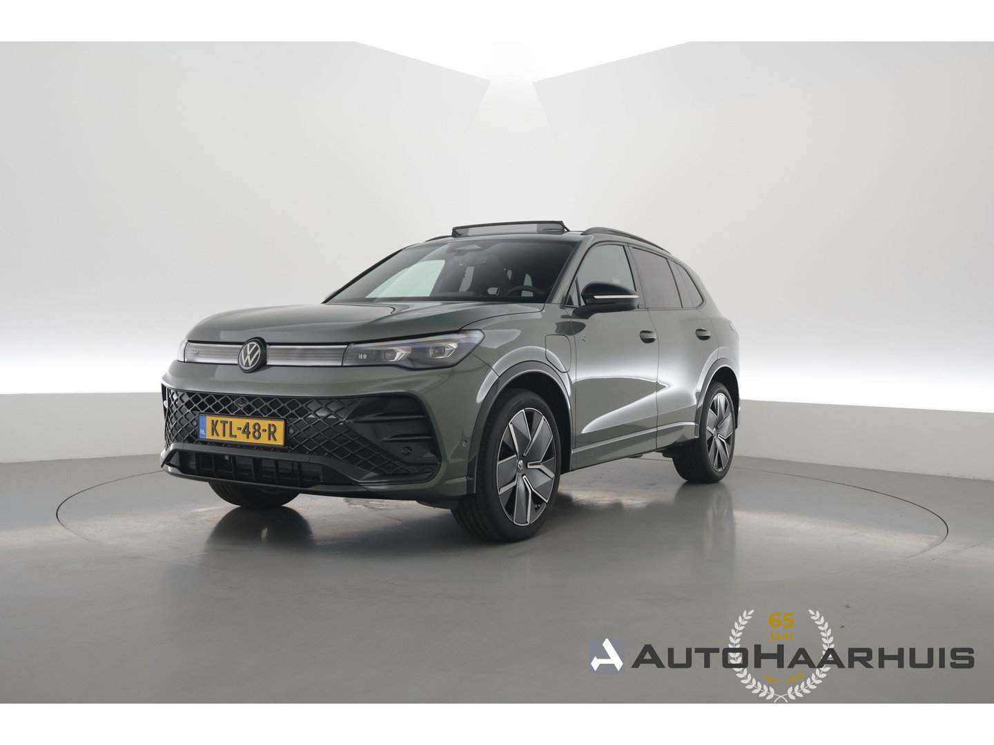 Volkswagen Tiguan 1.5 eHybrid R-Line Edition | Rijklaar! | Pano | Adapt. Cruise | CarPlay | HUD | IQ. Light | 360cam | Stoelverw. + Massage |