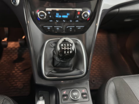 Ford Kuga 1.6 Titanium *LEATHER-FABRIC | XENON | HEATED-COMFORTSEATS | NAVI-FULLMAP | ECC | PDC | CRUISE | 17''ALU*