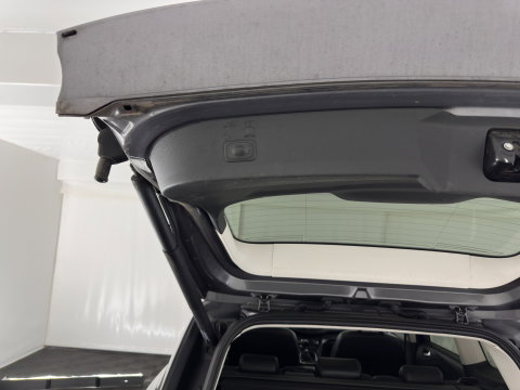 Ford Kuga 1.6 Titanium *LEATHER-FABRIC | XENON | HEATED-COMFORTSEATS | NAVI-FULLMAP | ECC | PDC | CRUISE | 17''ALU*