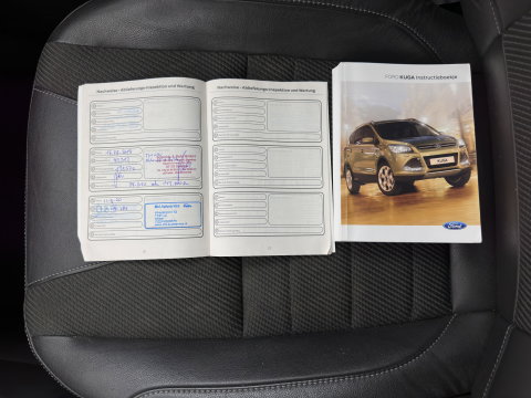Ford Kuga 1.6 Titanium *LEATHER-FABRIC | XENON | HEATED-COMFORTSEATS | NAVI-FULLMAP | ECC | PDC | CRUISE | 17''ALU*