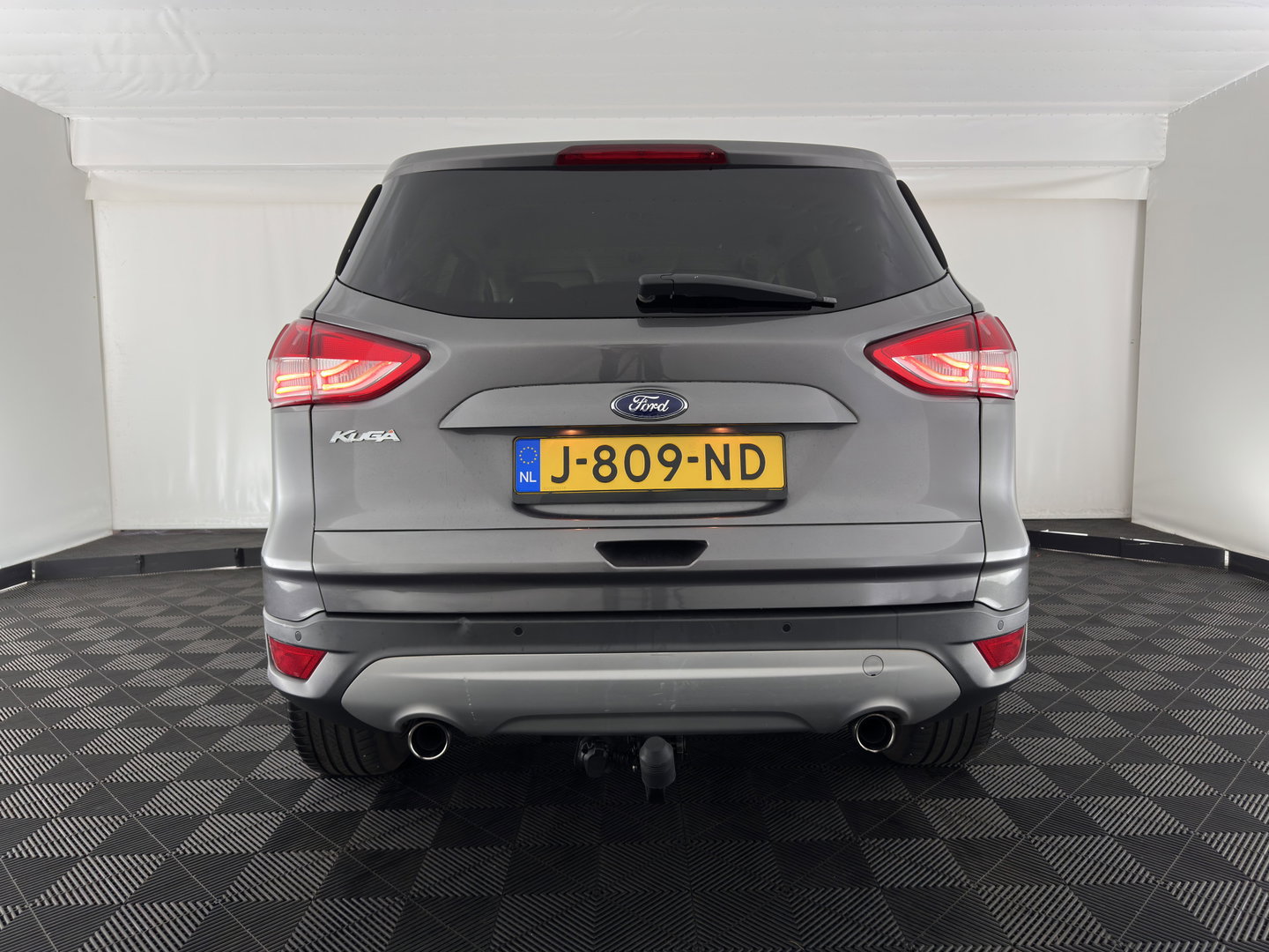 Ford Kuga 1.6 Titanium *LEATHER-FABRIC | XENON | HEATED-COMFORTSEATS | NAVI-FULLMAP | ECC | PDC | CRUISE | 17''ALU*