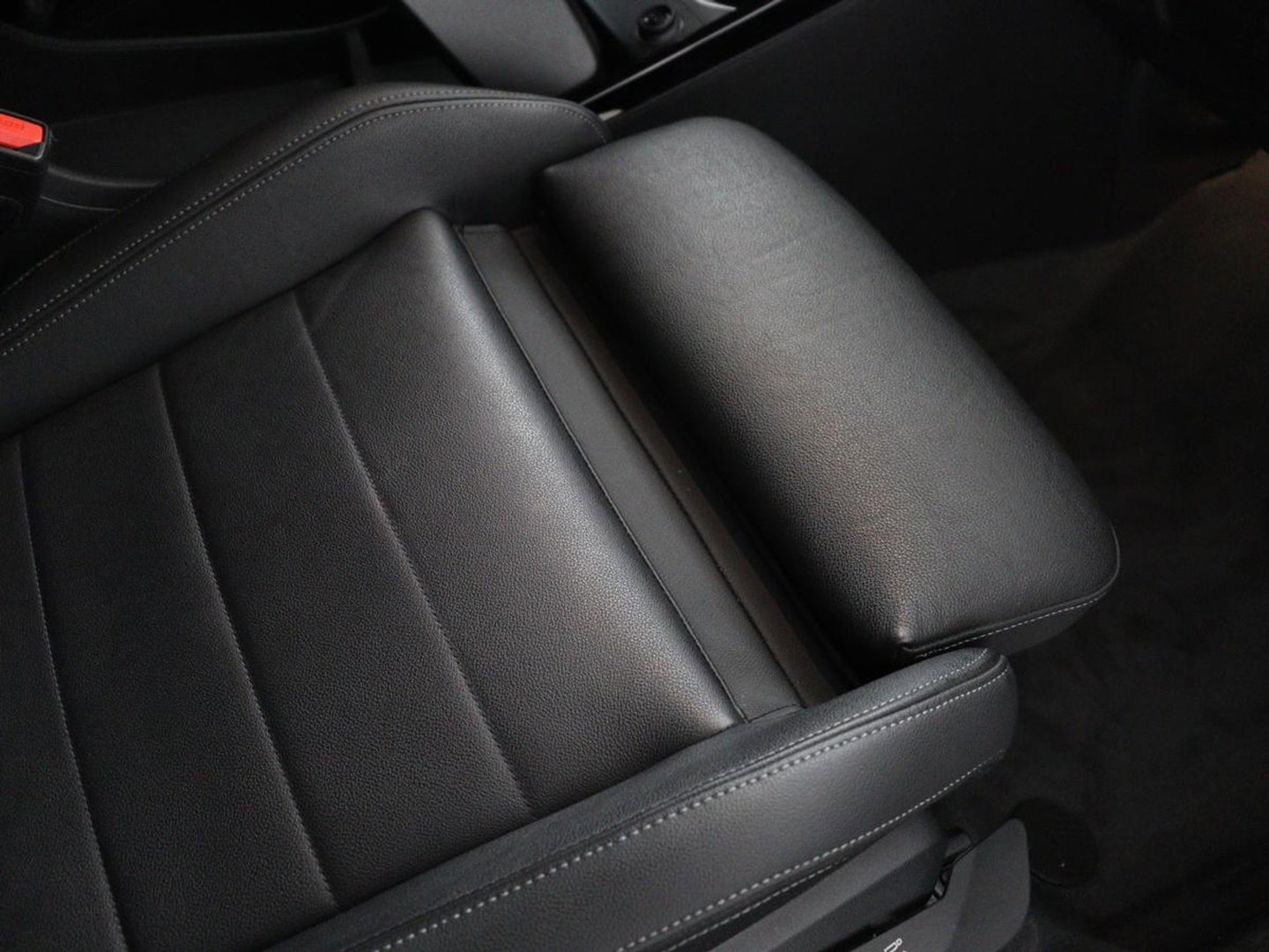 BMW X1 M Sport | xDrive23i | Adaptive Cruise | Trekhaak | Head-Up | Leder | 360 camera | Stoelverwarming | Keyless | Adaptief LED | Carplay | Sportstoelen | Live Cockpit Professional | 204pk