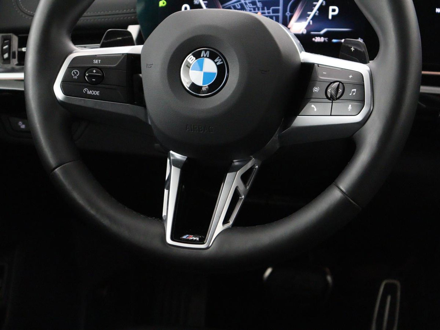 BMW X1 M Sport | xDrive23i | Adaptive Cruise | Trekhaak | Head-Up | Leder | 360 camera | Stoelverwarming | Keyless | Adaptief LED | Carplay | Sportstoelen | Live Cockpit Professional | 204pk