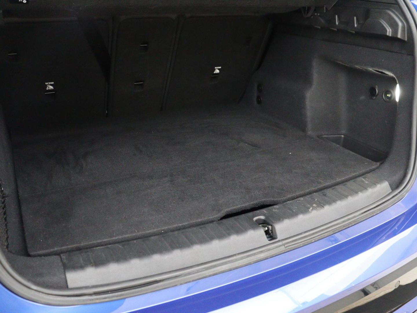 BMW X1 M Sport | xDrive23i | Adaptive Cruise | Trekhaak | Head-Up | Leder | 360 camera | Stoelverwarming | Keyless | Adaptief LED | Carplay | Sportstoelen | Live Cockpit Professional | 204pk