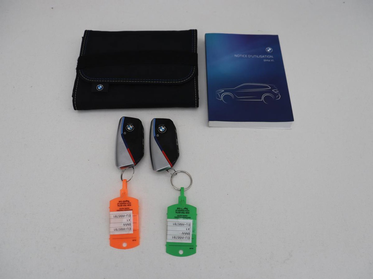 BMW X1 M Sport | xDrive23i | Adaptive Cruise | Trekhaak | Head-Up | Leder | 360 camera | Stoelverwarming | Keyless | Adaptief LED | Carplay | Sportstoelen | Live Cockpit Professional | 204pk