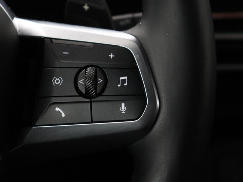 BMW X1 M Sport | xDrive23i | Adaptive Cruise | Trekhaak | Head-Up | Leder | 360 camera | Stoelverwarming | Keyless | Adaptief LED | Carplay | Sportstoelen | Live Cockpit Professional | 204pk
