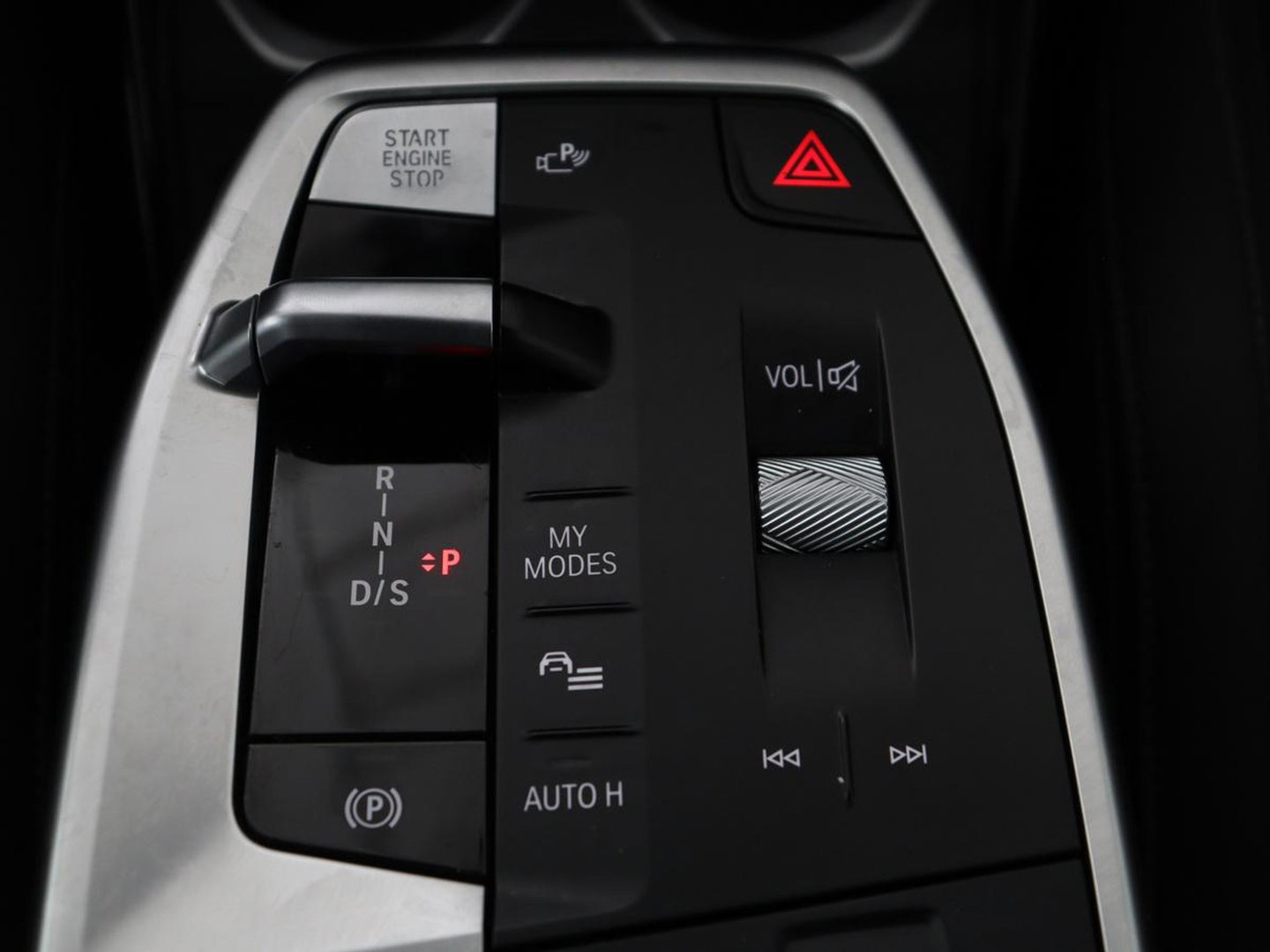BMW X1 M Sport | xDrive23i | Adaptive Cruise | Trekhaak | Head-Up | Leder | 360 camera | Stoelverwarming | Keyless | Adaptief LED | Carplay | Sportstoelen | Live Cockpit Professional | 204pk