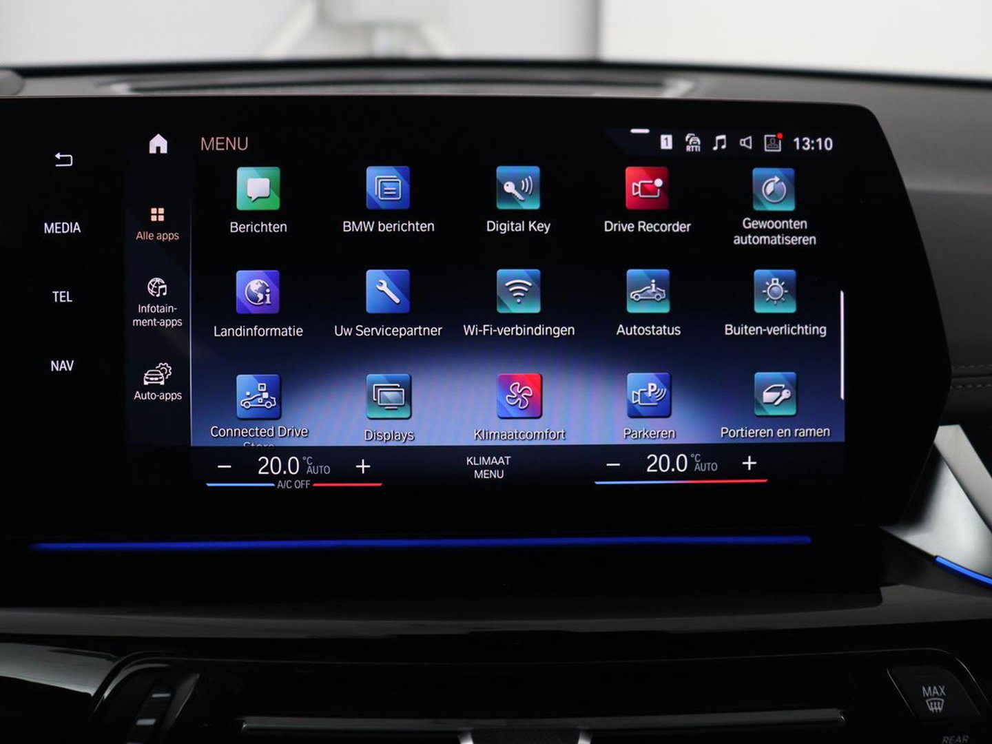 BMW X1 M Sport | xDrive23i | Adaptive Cruise | Trekhaak | Head-Up | Leder | 360 camera | Stoelverwarming | Keyless | Adaptief LED | Carplay | Sportstoelen | Live Cockpit Professional | 204pk