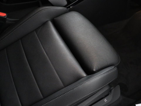 BMW X1 M Sport | xDrive23i | Adaptive Cruise | Trekhaak | Head-Up | Leder | 360 camera | Stoelverwarming | Keyless | Adaptief LED | Carplay | Sportstoelen | Live Cockpit Professional | 204pk