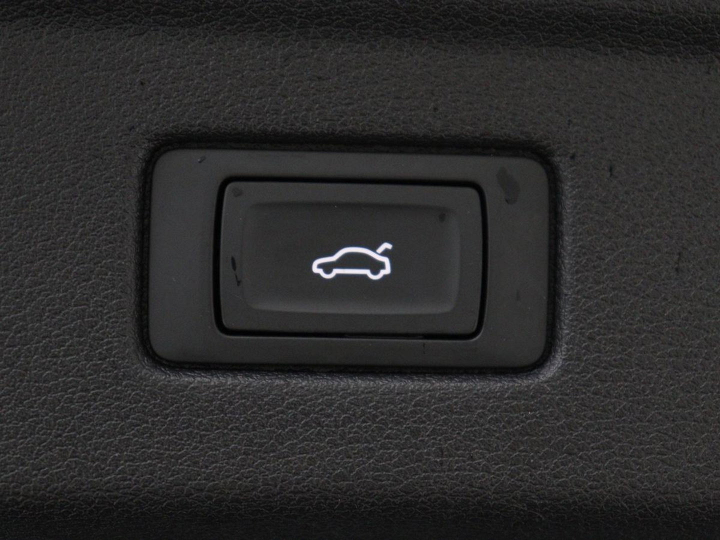 Audi A5 Sportback 40 TFSI S edition Competition | Virtual Cockpit | Climate control | Half Leder | Navigatie | Sfeerverlichting | Carplay | Full LED | Getint glas