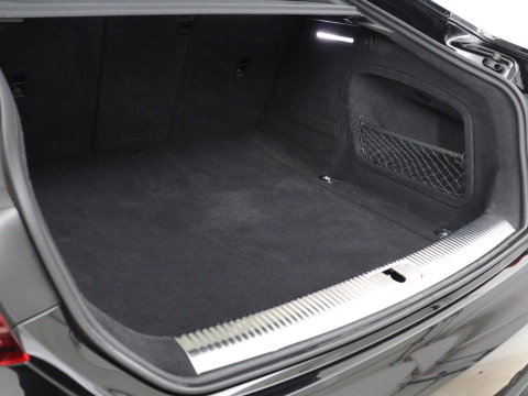 Audi A5 Sportback 40 TFSI S edition Competition | Virtual Cockpit | Climate control | Half Leder | Navigatie | Sfeerverlichting | Carplay | Full LED | Getint glas
