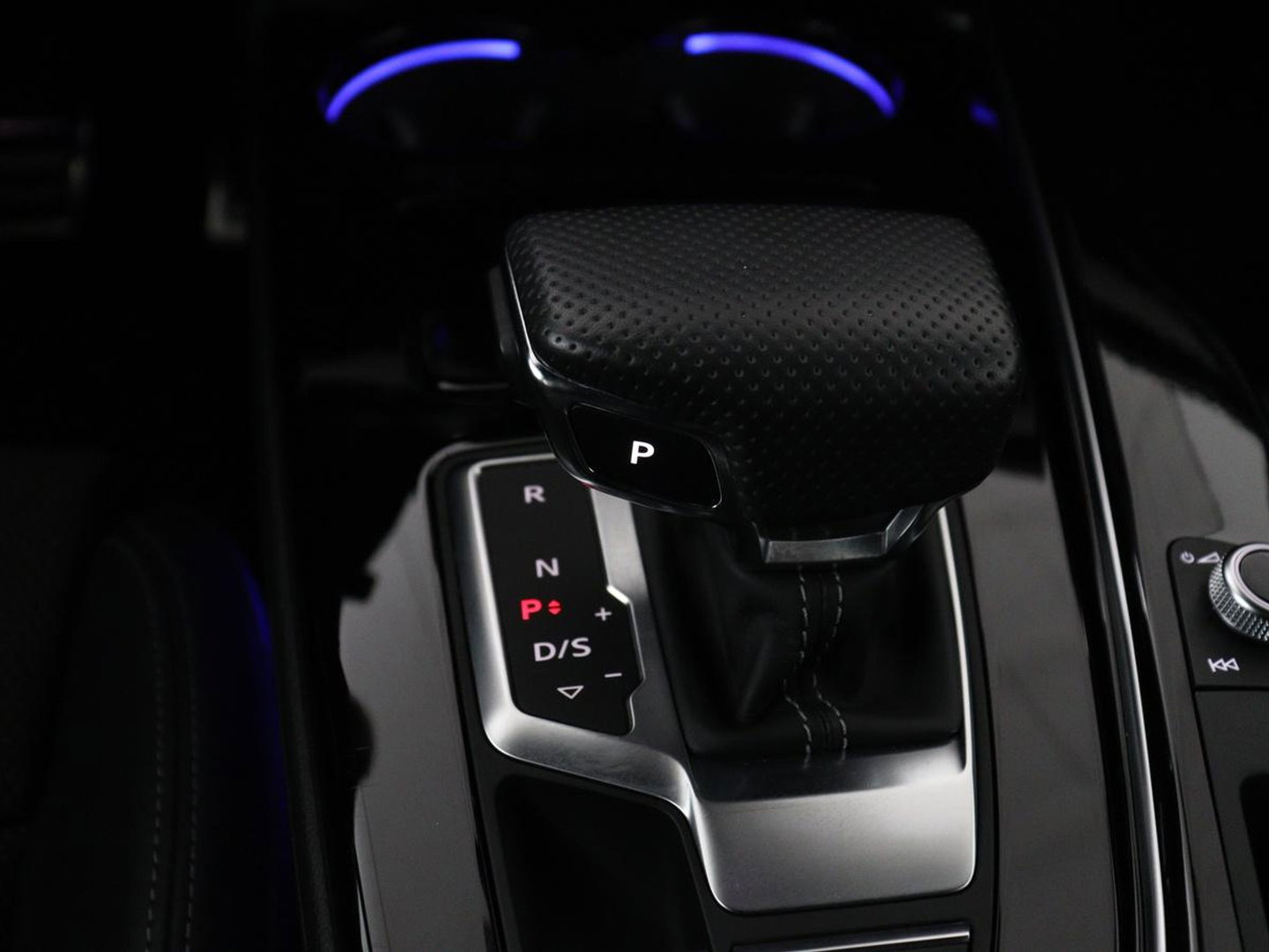 Audi A5 Sportback 40 TFSI S edition Competition | Virtual Cockpit | Climate control | Half Leder | Navigatie | Sfeerverlichting | Carplay | Full LED | Getint glas