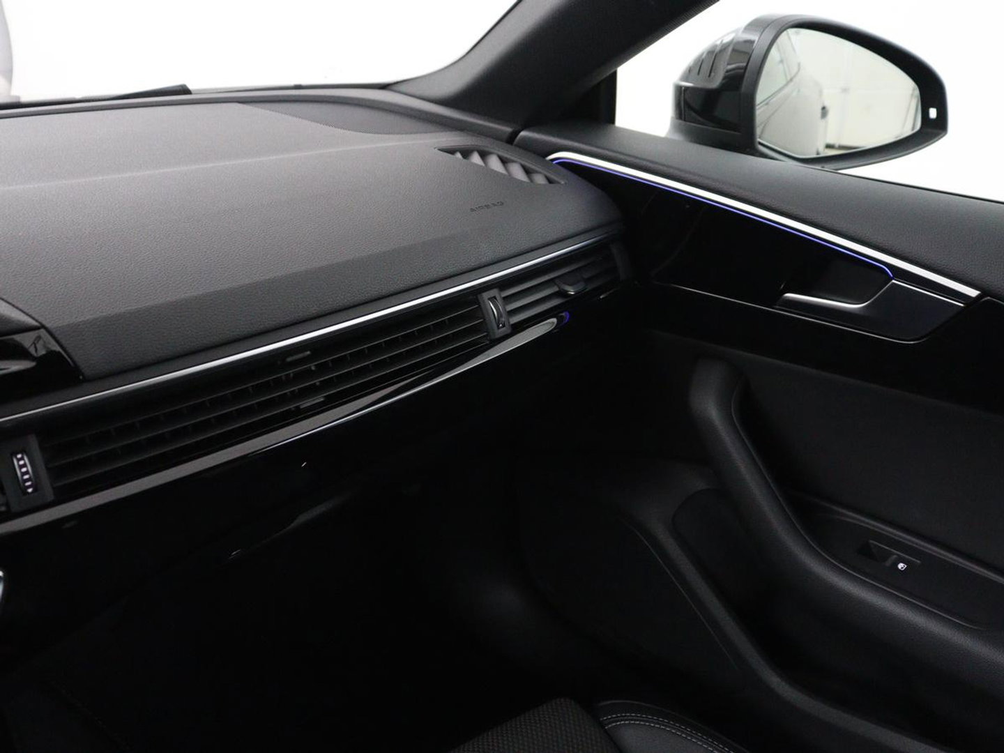 Audi A5 Sportback 40 TFSI S edition Competition | Virtual Cockpit | Climate control | Half Leder | Navigatie | Sfeerverlichting | Carplay | Full LED | Getint glas
