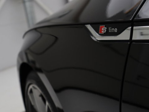Audi A5 Sportback 40 TFSI S edition Competition | Virtual Cockpit | Climate control | Half Leder | Navigatie | Sfeerverlichting | Carplay | Full LED | Getint glas