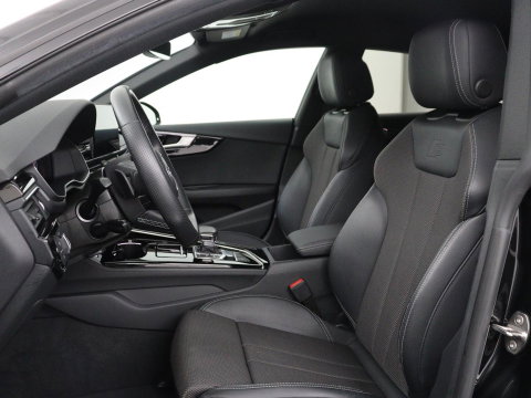 Audi A5 Sportback 40 TFSI S edition Competition | Virtual Cockpit | Climate control | Half Leder | Navigatie | Sfeerverlichting | Carplay | Full LED | Getint glas
