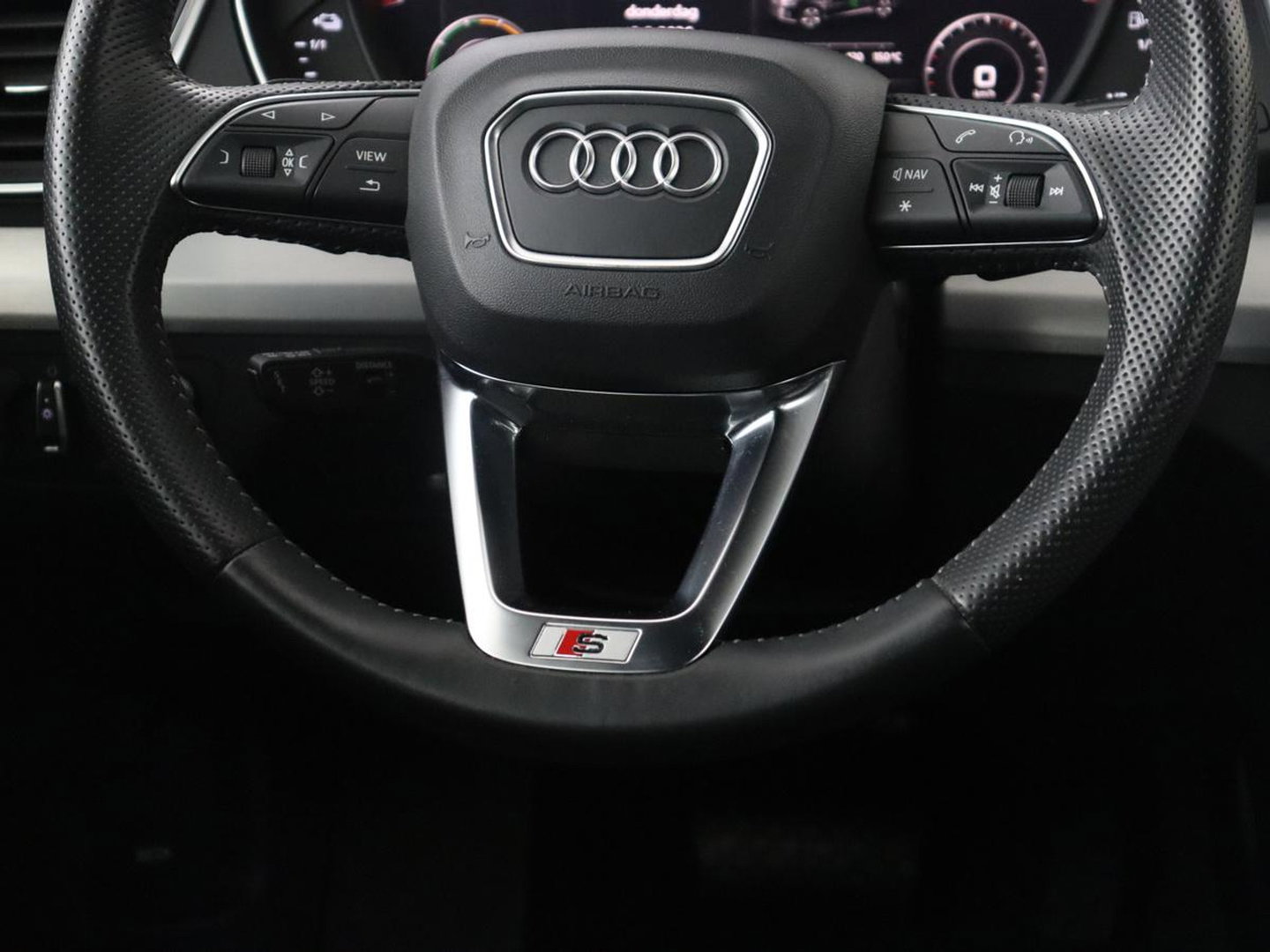 Audi Q5 55 TFSI e quattro Competition S-Line | SOH 99.4 | Leder | Adaptive cruise | Head up | Camera | Bang & Olufsen | Virtual Dashboard | Stoelverwarming | Full LED |