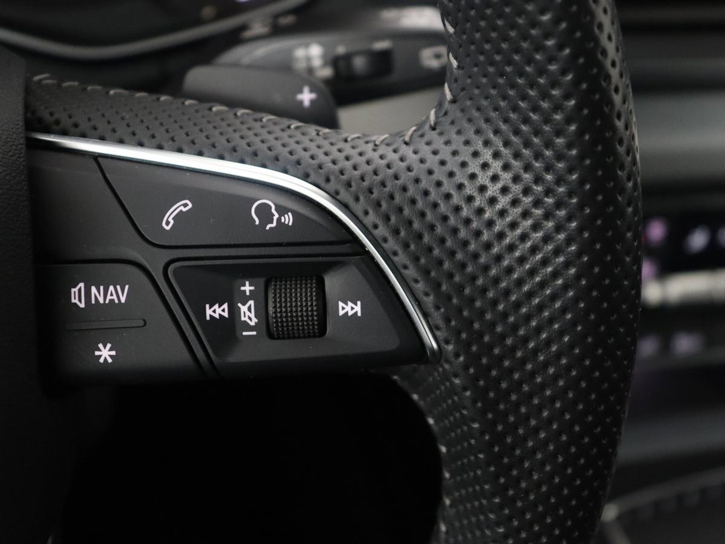 Audi Q5 55 TFSI e quattro Competition S-Line | SOH 99.4 | Leder | Adaptive cruise | Head up | Camera | Bang & Olufsen | Virtual Dashboard | Stoelverwarming | Full LED |
