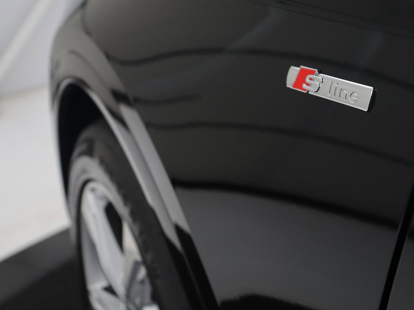 Audi Q5 55 TFSI e quattro Competition S-Line | SOH 99.4 | Leder | Adaptive cruise | Head up | Camera | Bang & Olufsen | Virtual Dashboard | Stoelverwarming | Full LED |