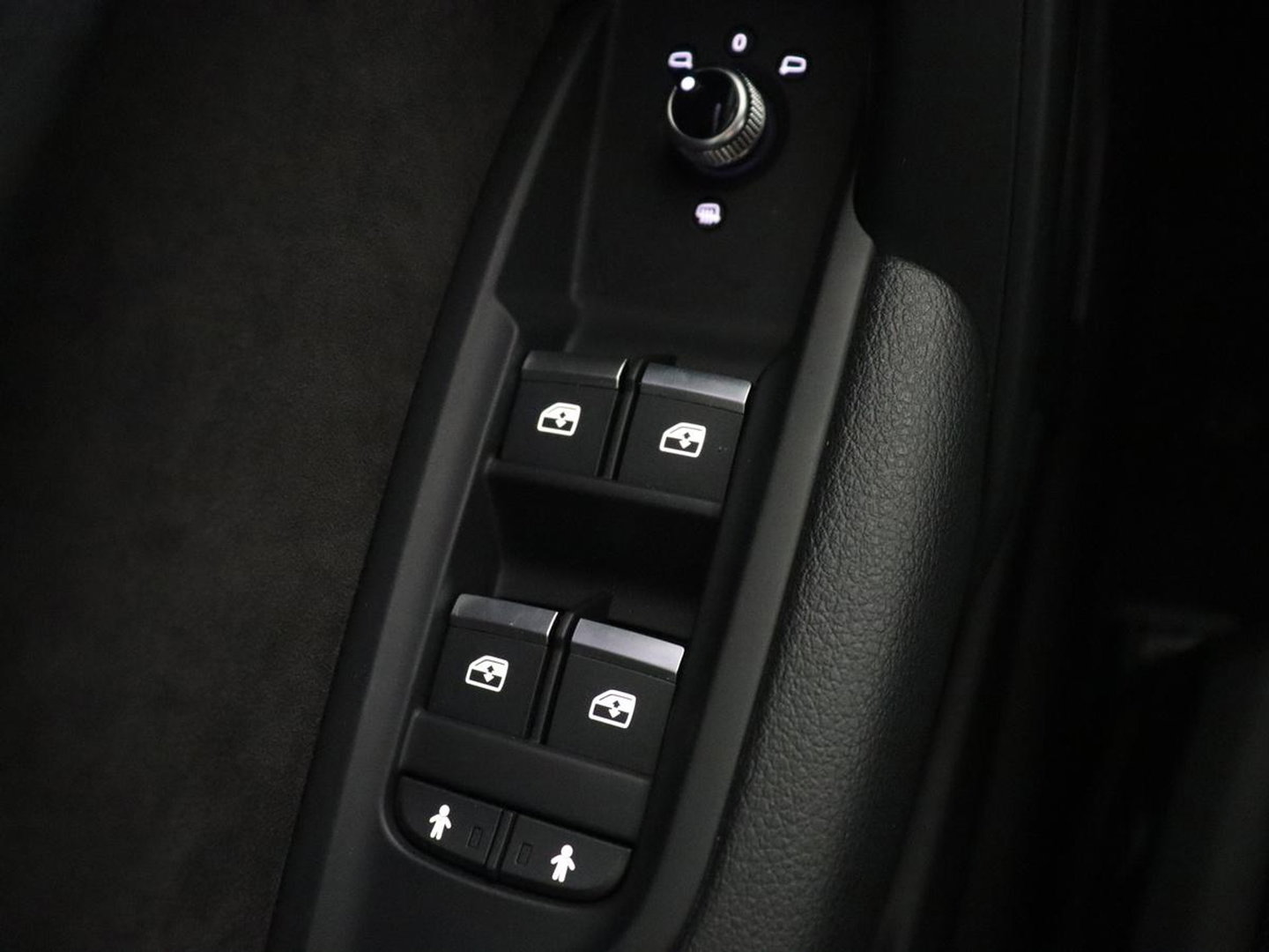 Audi Q5 55 TFSI e quattro Competition S-Line | SOH 99.4 | Leder | Adaptive cruise | Head up | Camera | Bang & Olufsen | Virtual Dashboard | Stoelverwarming | Full LED |