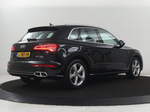 Audi Q5 55 TFSI e quattro Competition S-Line | SOH 99.4 | Leder | Adaptive cruise | Head up | Camera | Bang & Olufsen | Virtual Dashboard | Stoelverwarming | Full LED |