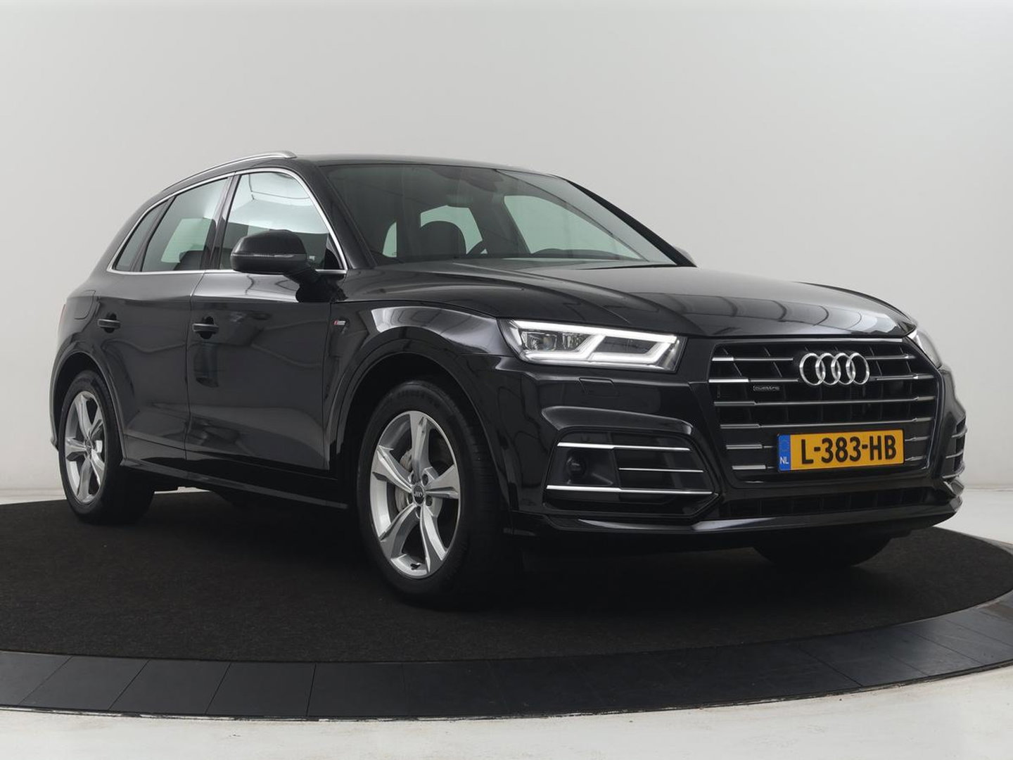 Audi Q5 55 TFSI e quattro Competition S-Line | SOH 99.4 | Leder | Adaptive cruise | Head up | Camera | Bang & Olufsen | Virtual Dashboard | Stoelverwarming | Full LED |