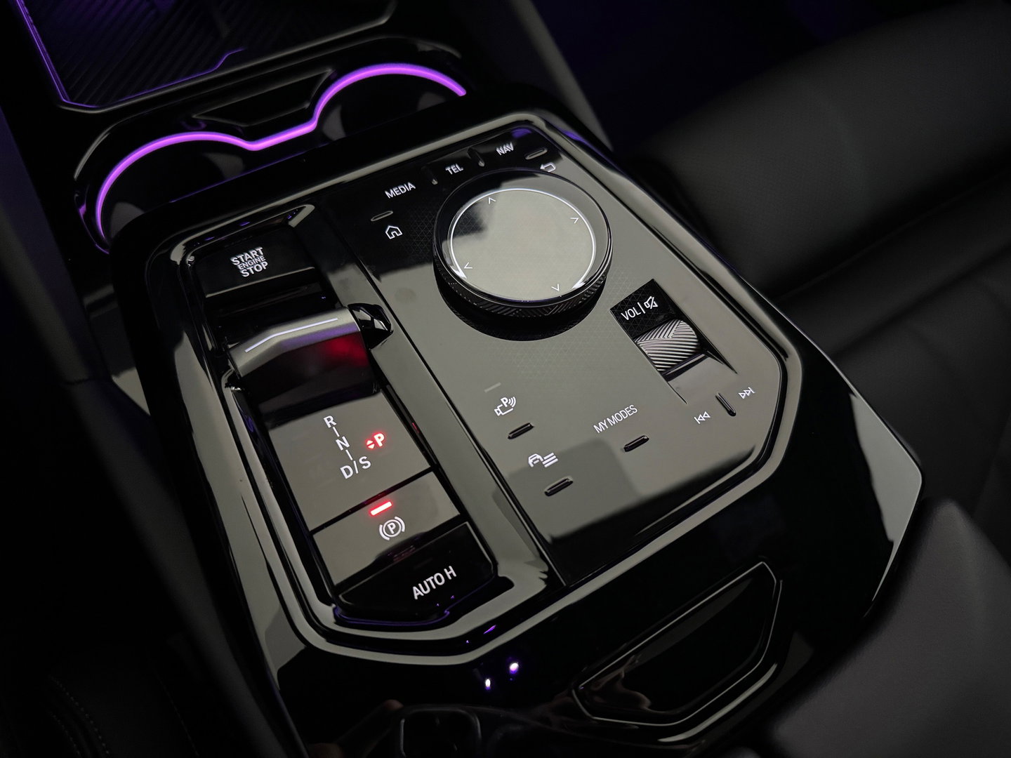 BMW 5 Serie Touring 520i M Pano|H/K|BlindSpot|Maxton|Trekhaak|Sfeer|Camera