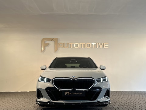 BMW 5 Serie Touring 520i M Pano|H/K|BlindSpot|Maxton|Trekhaak|Sfeer|Camera
