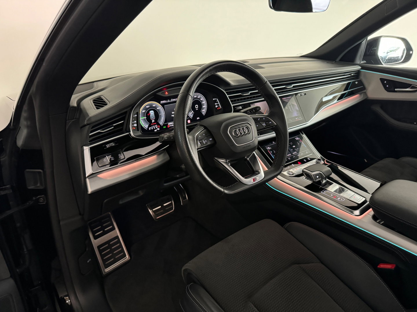 Audi Q8 55 TFSI e quattro S Line Pano|BTW|360 camera|Keyless|Stoelverw