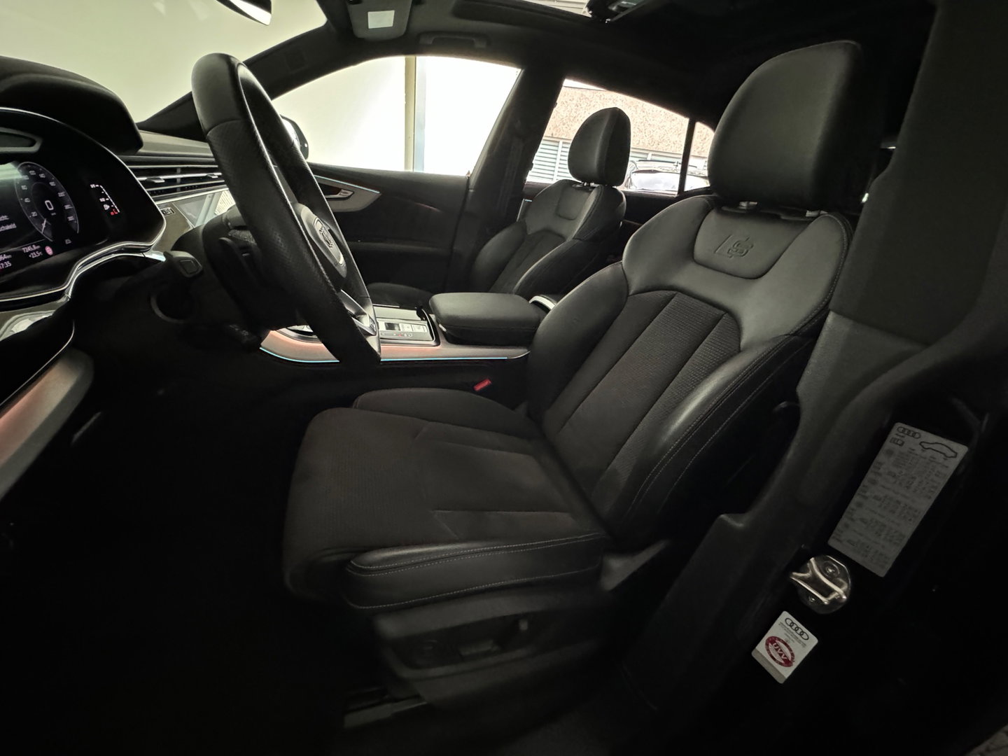 Audi Q8 55 TFSI e quattro S Line Pano|BTW|360 camera|Keyless|Stoelverw