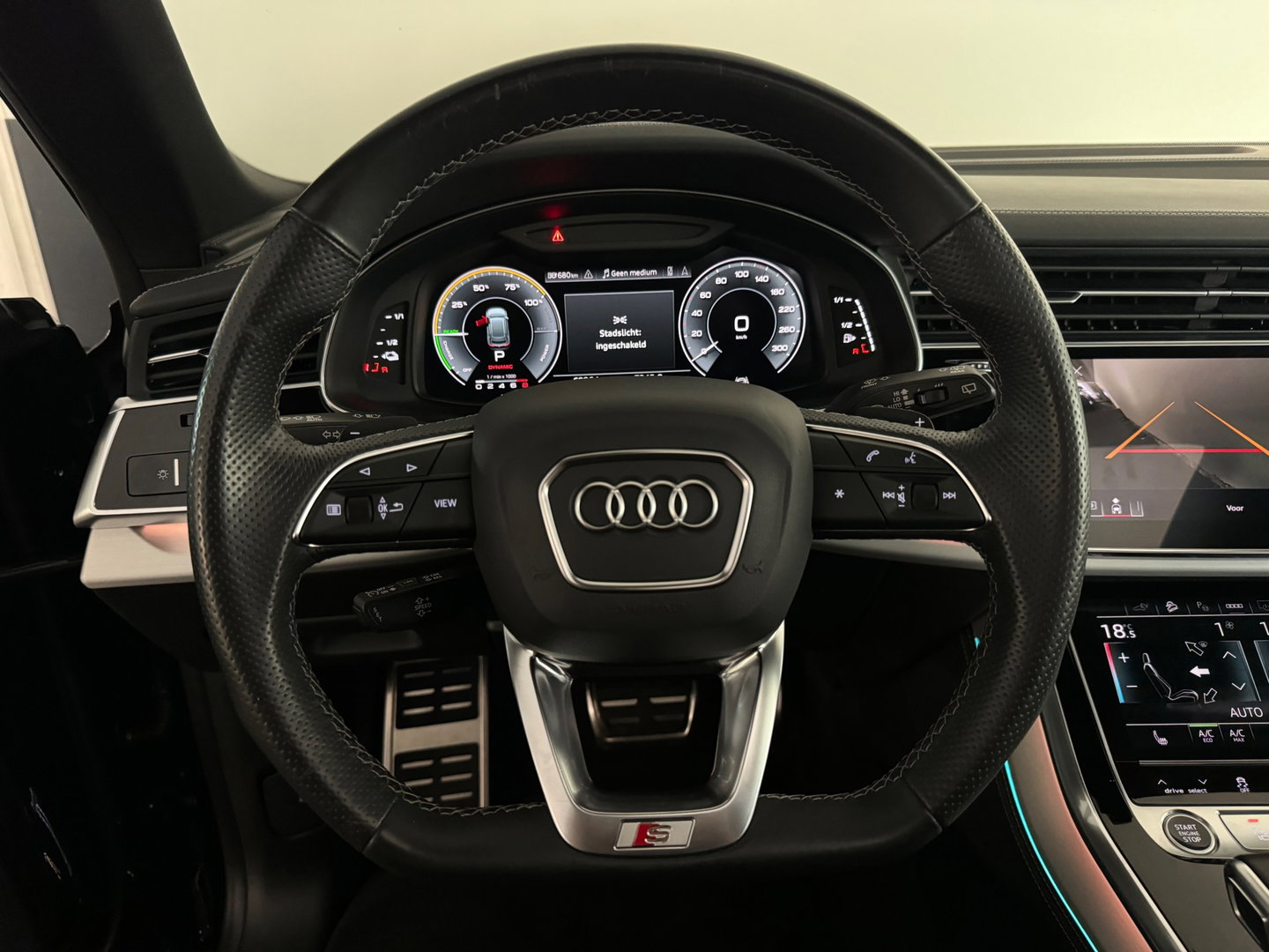 Audi Q8 55 TFSI e quattro S Line Pano|BTW|360 camera|Keyless|Stoelverw