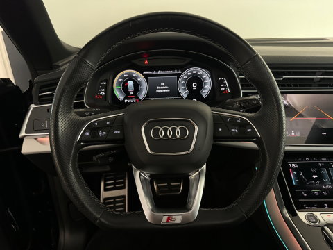 Audi Q8 55 TFSI e quattro S Line Pano|BTW|360 camera|Keyless|Stoelverw