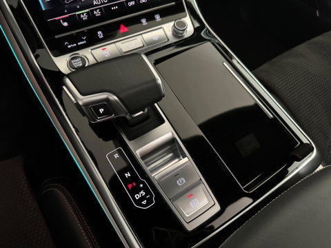 Audi Q8 55 TFSI e quattro S Line Pano|BTW|360 camera|Keyless|Stoelverw