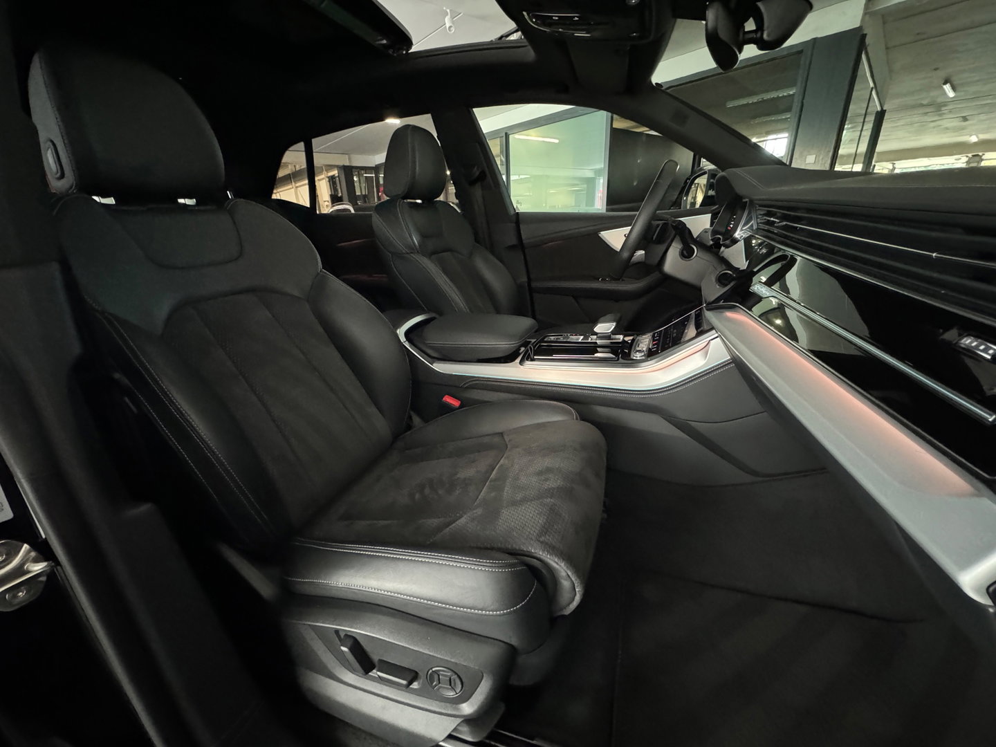 Audi Q8 55 TFSI e quattro S Line Pano|BTW|360 camera|Keyless|Stoelverw