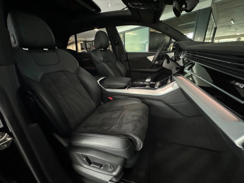 Audi Q8 55 TFSI e quattro S Line Pano|BTW|360 camera|Keyless|Stoelverw
