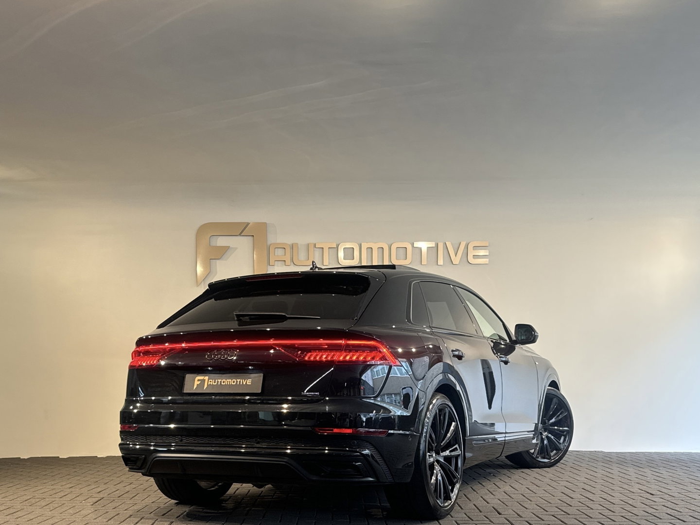 Audi Q8 55 TFSI e quattro S Line Pano|BTW|360 camera|Keyless|Stoelverw