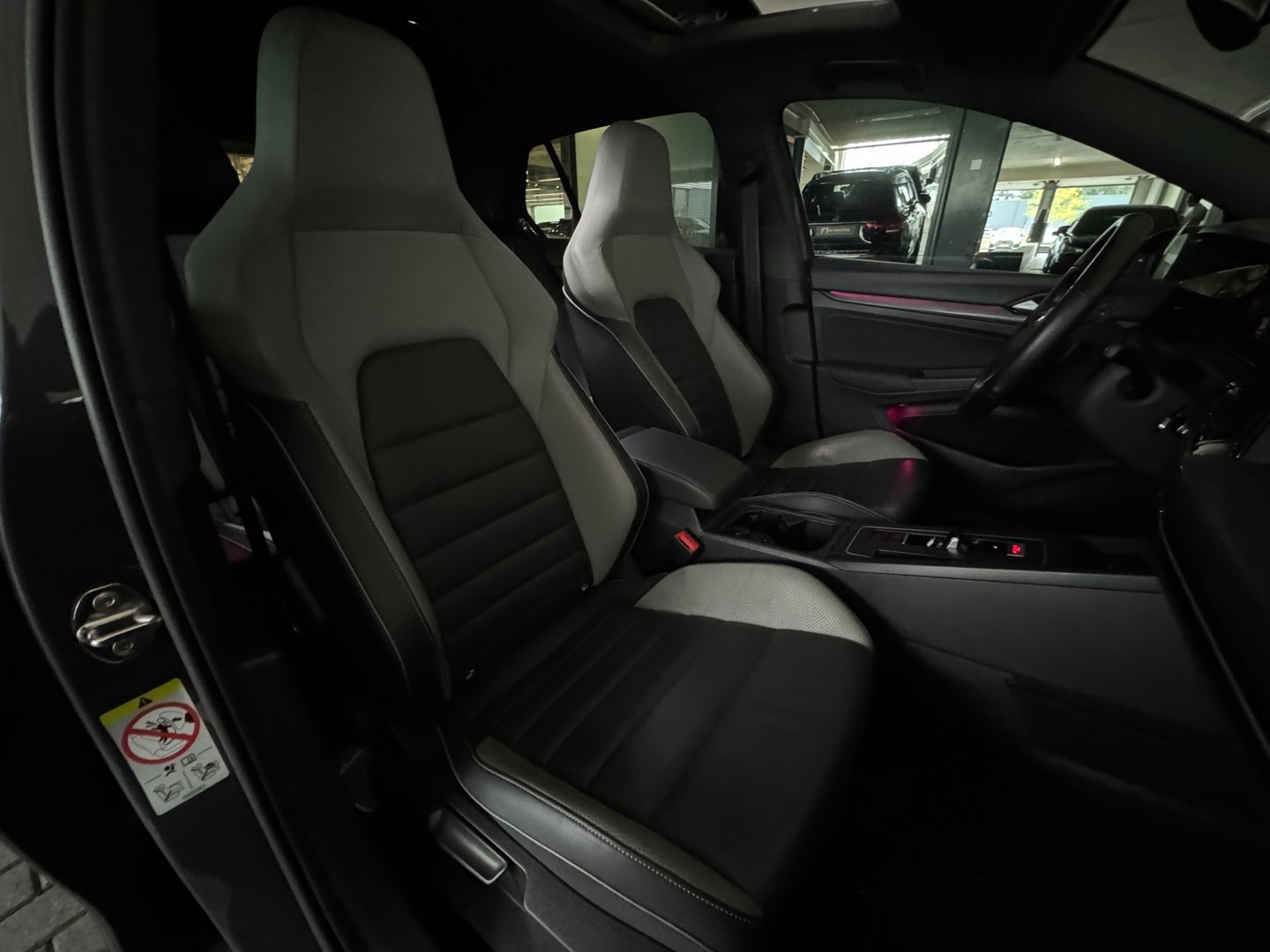 Volkswagen Golf 1.4 eHybrid GTE Pano|Leer|Memory|Dodehoek|Stoelventilstie