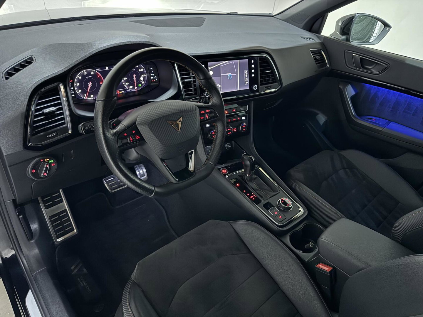 CUPRA Ateca 2.0 TSI 4DRIVE Pano Beats Virtual Camera Carplay