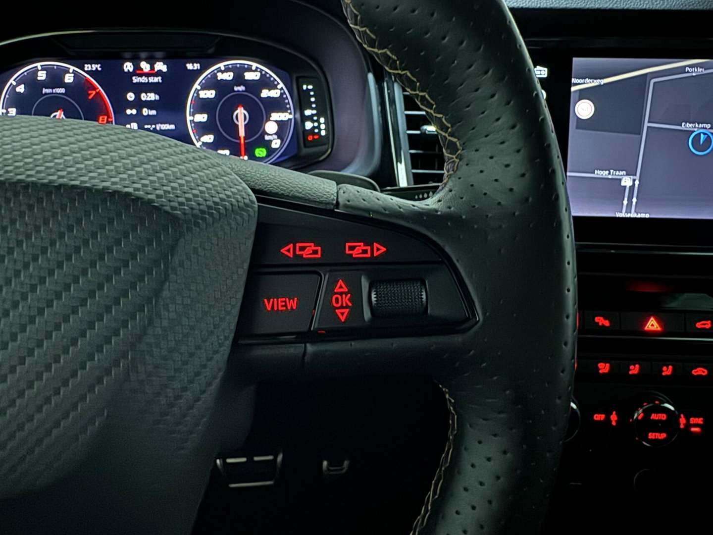 CUPRA Ateca 2.0 TSI 4DRIVE Pano Beats Virtual Camera Carplay