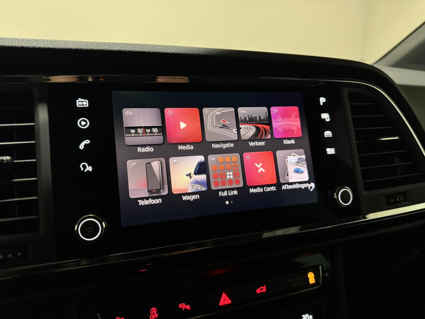 CUPRA Ateca 2.0 TSI 4DRIVE Pano Beats Virtual Camera Carplay