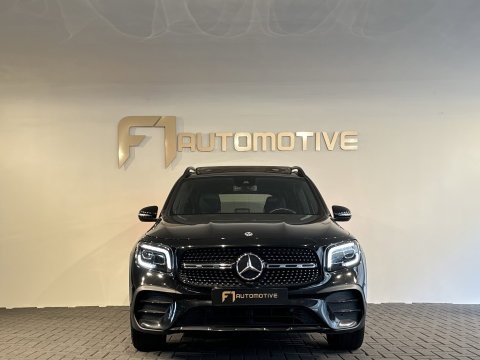 Mercedes-Benz GLB 200 AMG Pano|Carbon|Dodehoek|Stoelverwarming|Sfeer|Camera