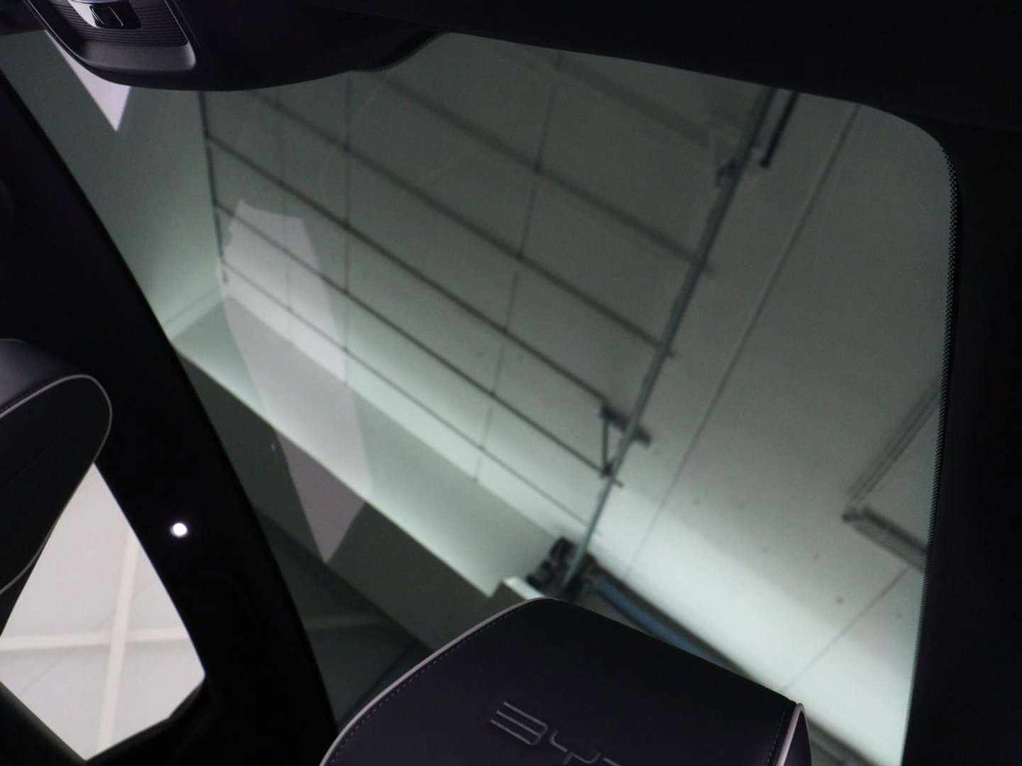 BYD Seal Design RWD 82.5 kW | SOH 95,9% | Panoramadak | Stoelventilatie | 360 Camera | Leder | Dynaudio | Adaptive cruise | Sfeerverlichting | Elektrische stoelen | Carplay | Full LED | Origineel NL